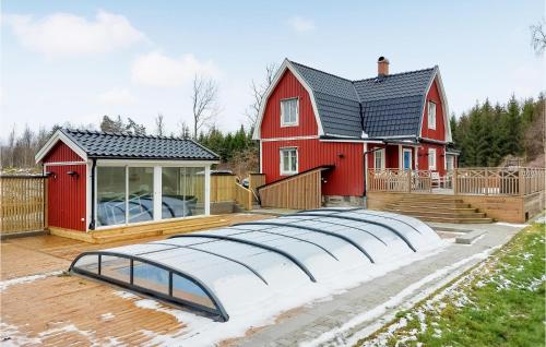 Beautiful Home In Lnsboda With Kitchen