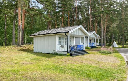 Beautiful Home In Ljungby With Kitchen